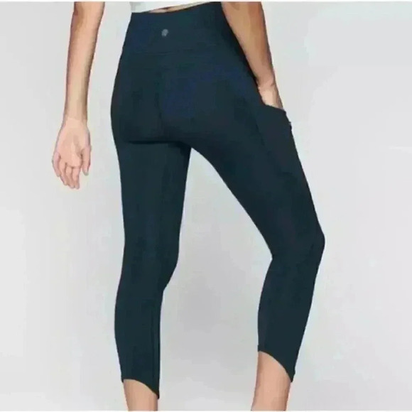 Athleta Women's Size Small Up For Anything 7/8 Leggings Navy Blue EUC - Picture 2 of 9